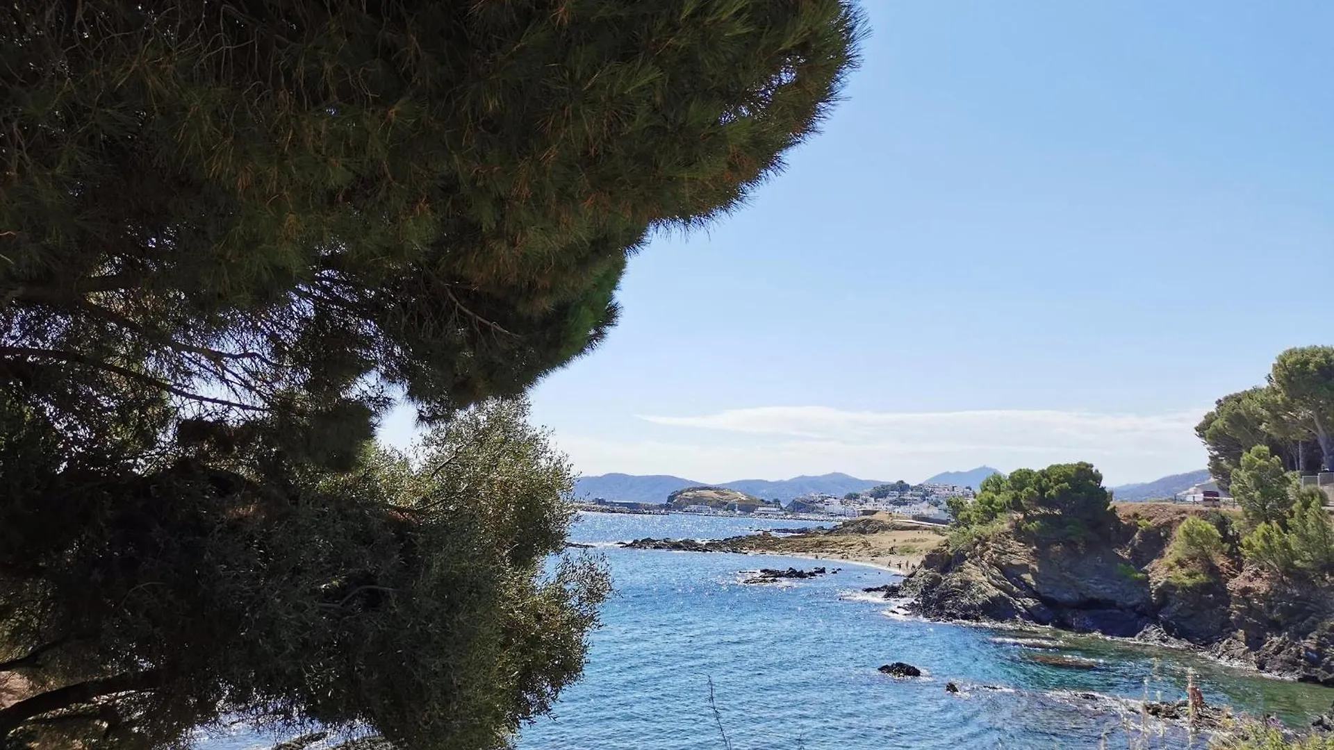 Apartamento Acogedor A 400M De La Playa En Llanca, Con Terraza Y Bano Hidromasaje - Es-89-135 Hiszpania